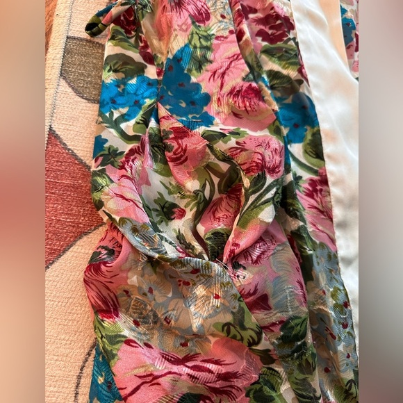 Vintage Gold Label Victorias Secret Floral Kimono/Robe. One Size. - Picture 8 of 13